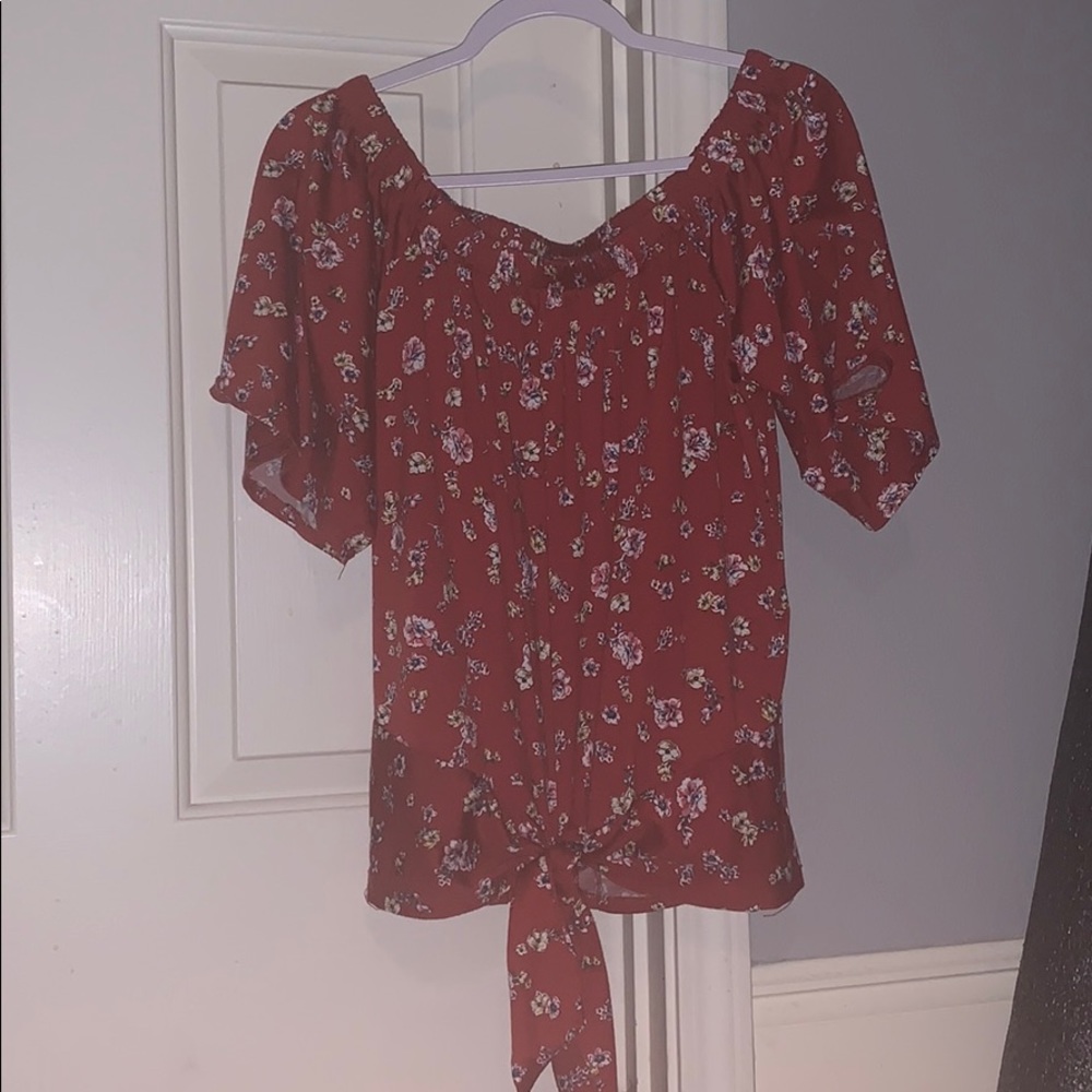 Flowy off the shoulder shirt